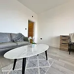 Apartamento Sleek Stylish 1 Bedroom *