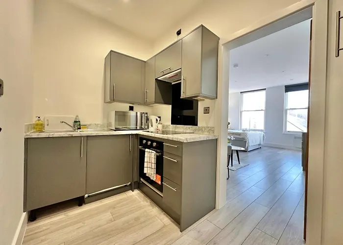 Sleek Stylish 1 Bedroom * Leeds (West Yorkshire)