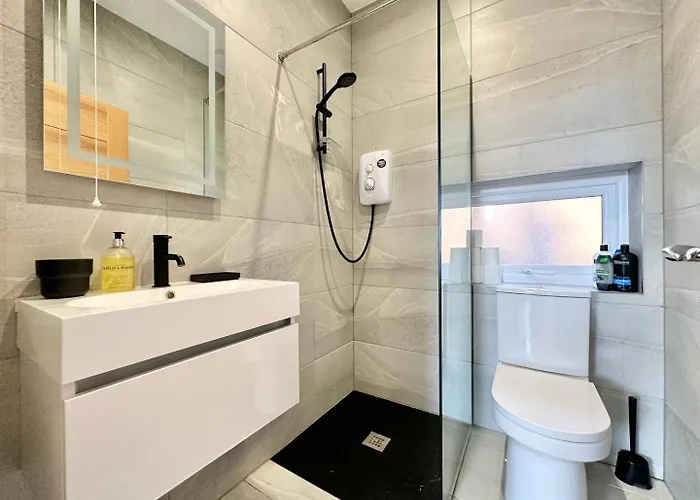 Appartement Sleek Stylish 1 Bedroom *